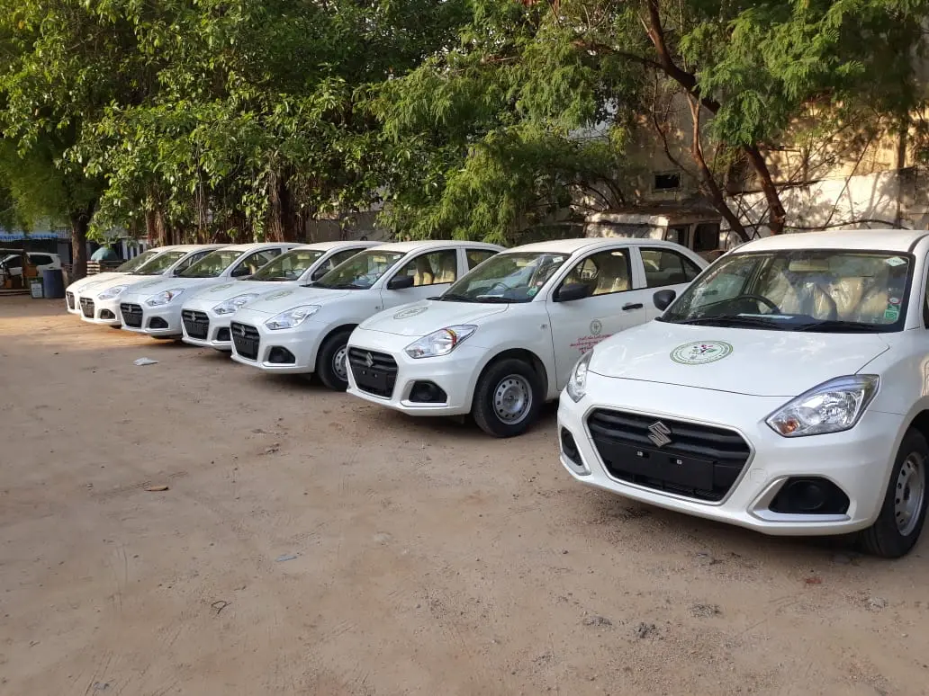 https://images-saboomaruti-in.s3.ap-south-1.amazonaws.com/gallery/govt-car-deliveries-tricor/vehicle-distribution-3.webp