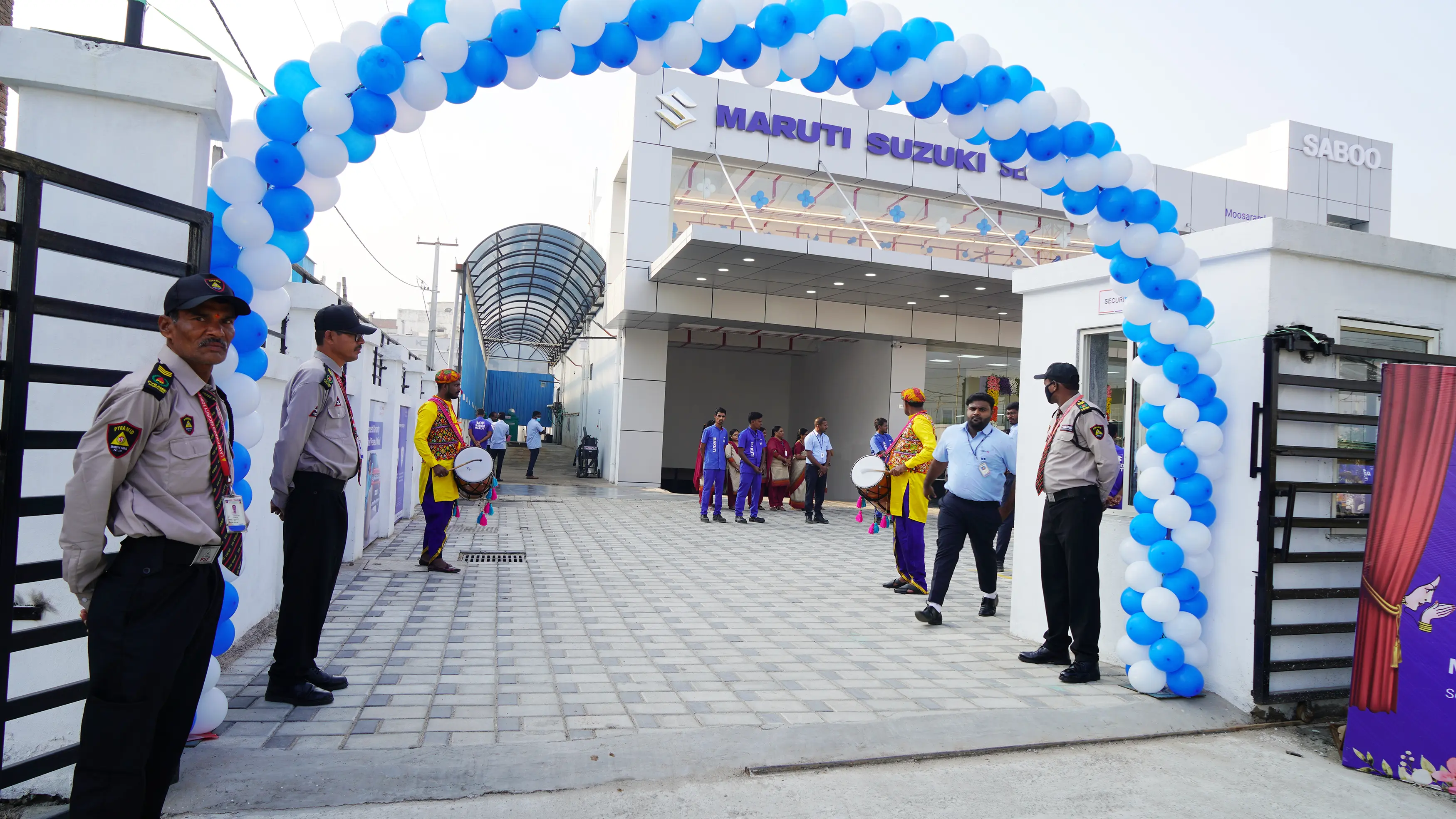 https://images-saboomaruti-in.s3.ap-south-1.amazonaws.com/nexa/gallery/moosarambagh+opening/DSC02883.webp