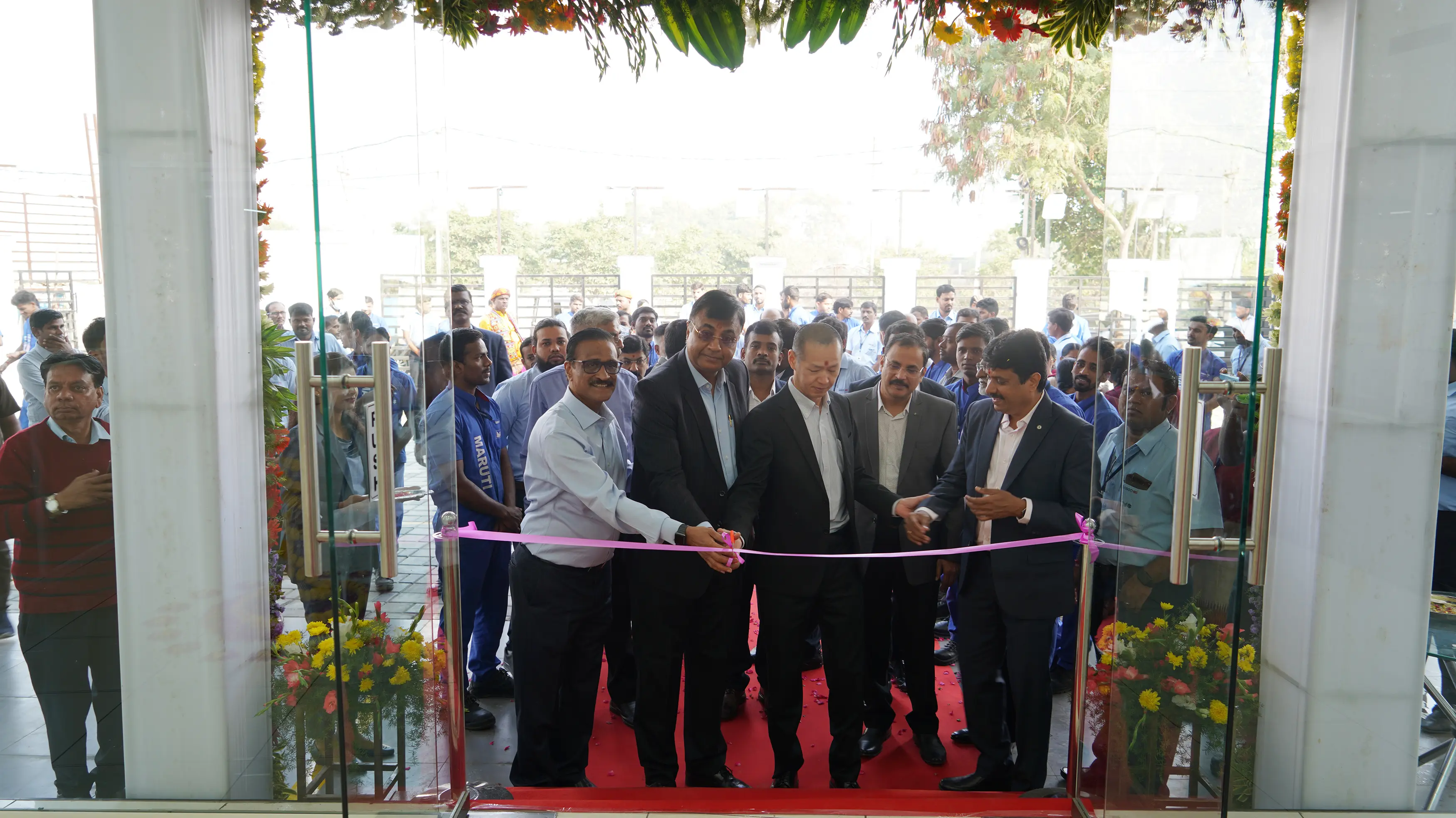 https://images-saboomaruti-in.s3.ap-south-1.amazonaws.com/nexa/gallery/moosarambagh+opening/DSC02951.webp